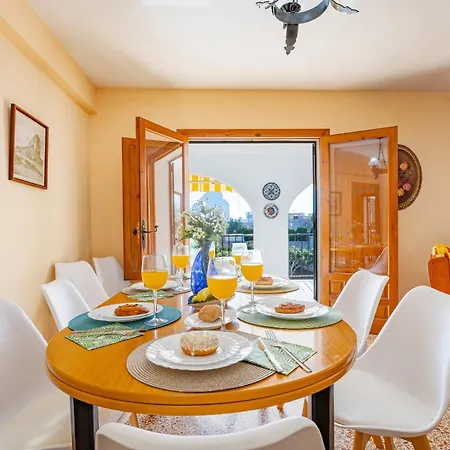 Tere - Plusholidays 빌라 칼페