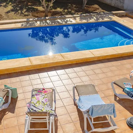 Tere - Plusholidays * Calpe