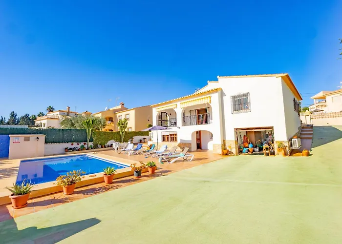 Tere - Plusholidays 빌라 *